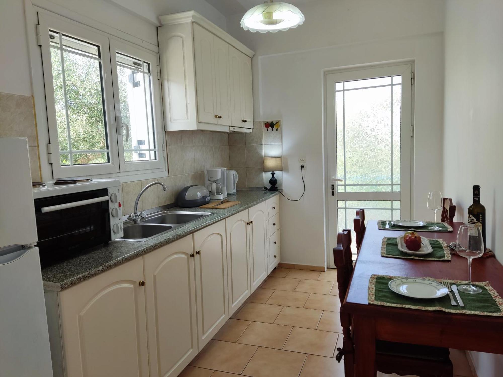 Coral Villas Kómboi Esterno foto
